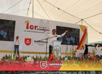 José Alejandro Martínez Fuentes llevó acabo satisfactoriamente su 1er. Informe de Gobierno en el zócalo de Quecholac.