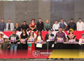 José Alejandro Martínez Fuentes llevó a cabo el 1er. Desfile Catrinas Monumentales en la Cabecera Municipal.
