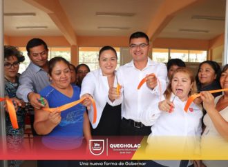 José Alejandro Martínez Fuentes Entrega un comedor escolar en la Secundaria Técnica Agropecuaria #6 en Quecholac.