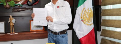 José Alejandro Martínez Fuentes llena de Navidad y Paz el Municipio de Quecholac.