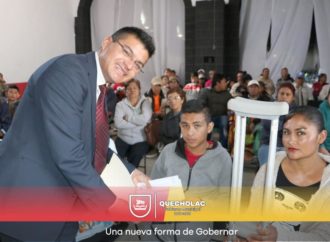 El Alcalde de Quecholac el Lic. José Alejandro Martínez Fuentes realizó el tramite de Credenciales para personas con Discapacidad.
