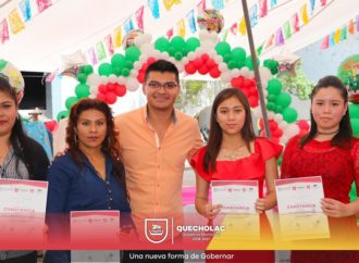 José Alejandro Martínez Fuentes conmemoró la graduación del CECADE en el Cuartel General en Quecholac.