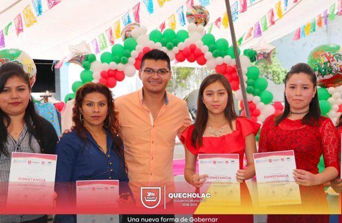 José Alejandro Martínez Fuentes conmemoró la graduación del CECADE en el Cuartel General en Quecholac.