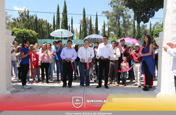 Alejandro Martinez Fuentes inauguró la Feria Quecholac 2019.