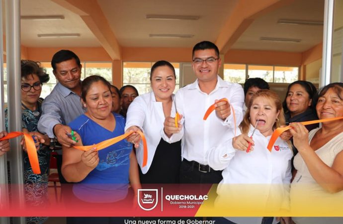 José Alejandro Martínez Fuentes Entrega un comedor escolar en la Secundaria Técnica Agropecuaria #6 en Quecholac.