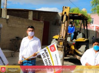 José Alejandro Martínez Fuentes dio banderazo de Arranque de obra en Palmarito Tochapan.