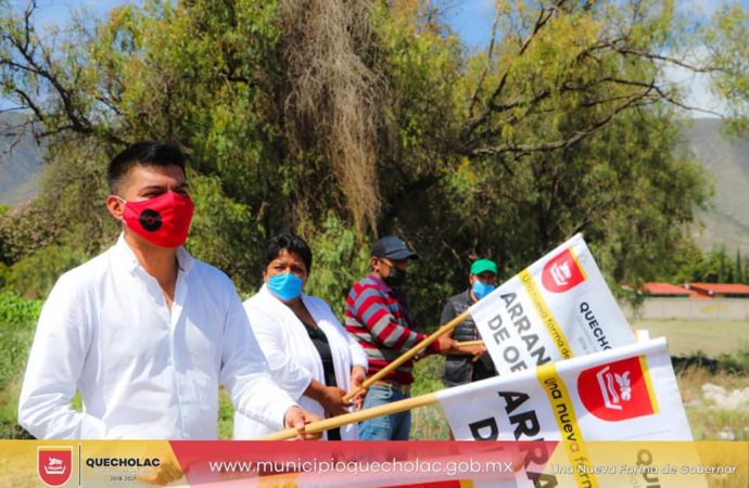 José Alejandro Martínez Fuentes dio banderazo de Arranque de obra para el equipamiento de un pozo de agua en Manjarrez.