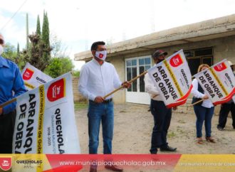 José Alejandro Martínez Fuentes da banderazo de Arranque de obra por Adoquinamiento en la Compañía de Jesús.