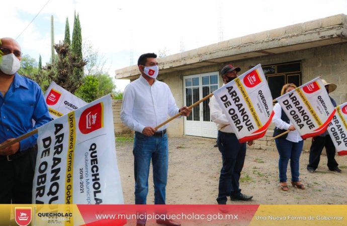 José Alejandro Martínez Fuentes da banderazo de Arranque de obra por Adoquinamiento en la Compañía de Jesús.