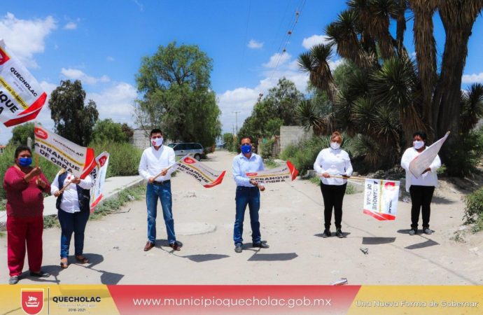 José Alejandro Martínez Fuentes arrancó obra en San Simón de Bravo por Adoquinamiento.