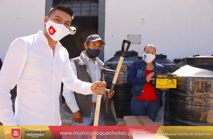 José Alejandro Martínez Fuentes entrega la segunda fase del Programa «Un Hogar Feliz».