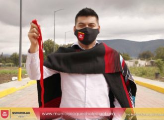 José Alejandro Martínez Entrega una obra más en San Bartolomé Coscomaya.