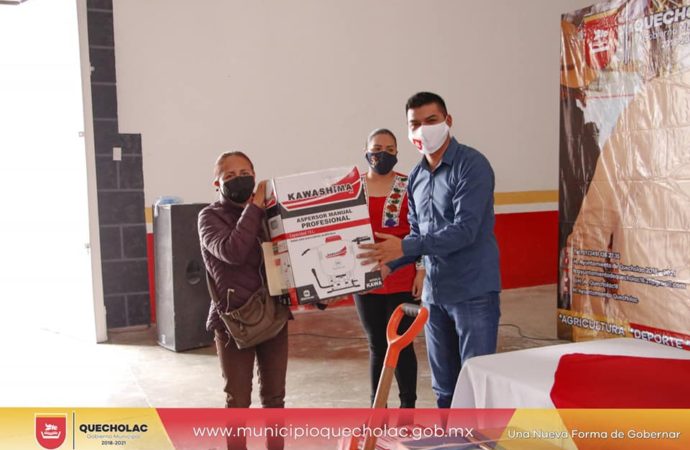 José Alejandro Martínez Fuentes entrega Maquinaria y Herramientas para apoyo al Campo.