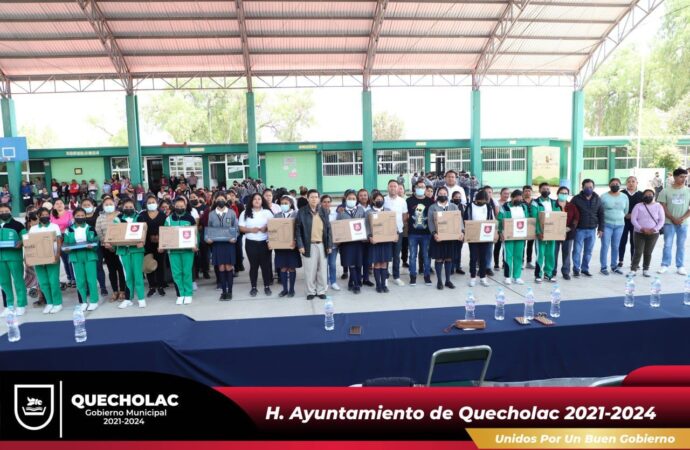 Entregan Equipos de Computo para Escuela Secundaria «Nicolas Bravo» en San simón de Bravo